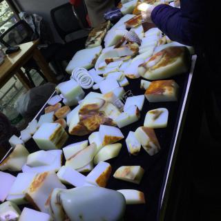 和田玉市场摸爬滚打十几年玉商, 透露原石交易规则